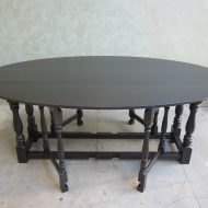 AM Furniture & Finishing - South Surrey - Table